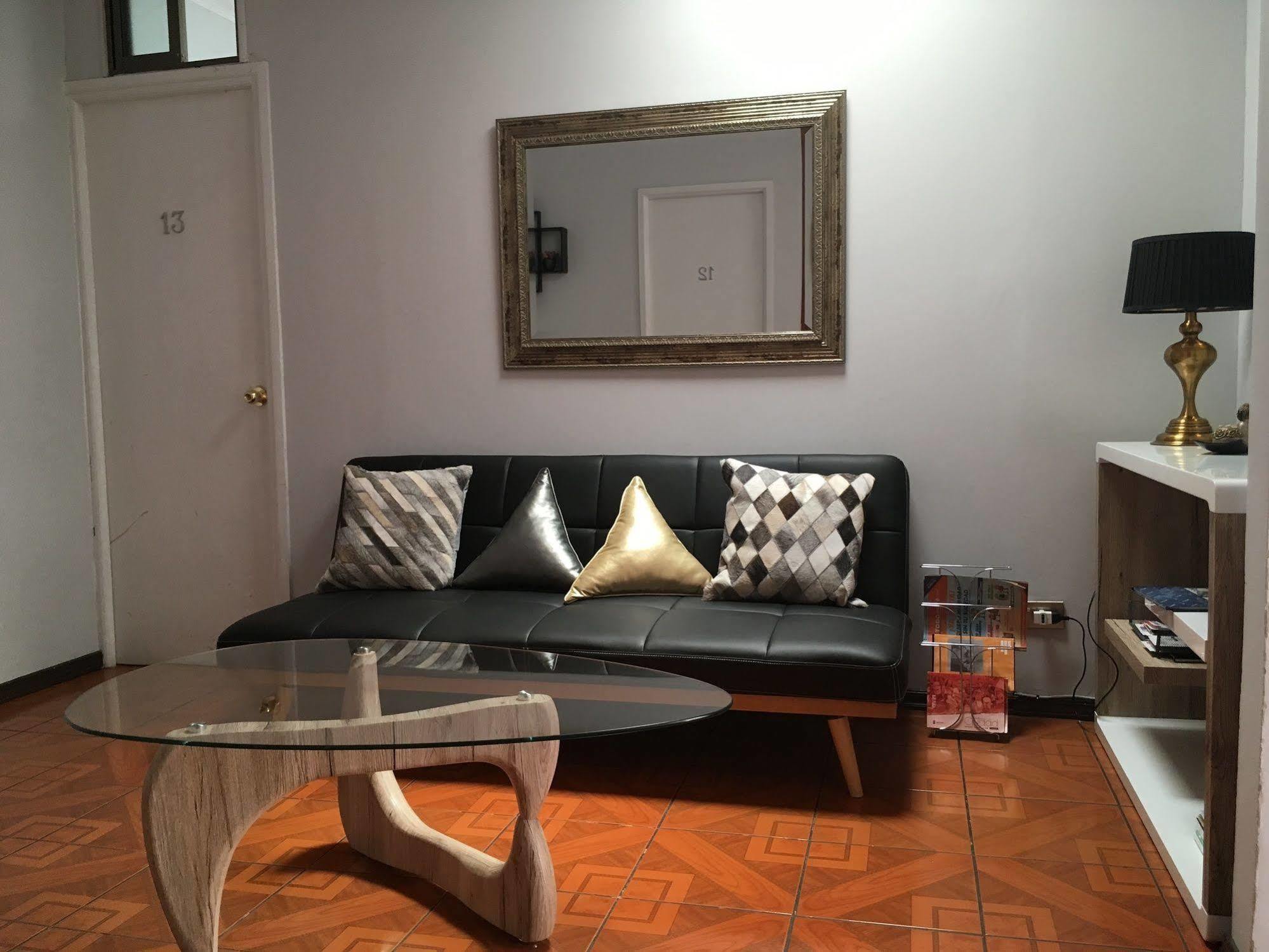 Residencial Universitaria Сантьяго Экстерьер фото
